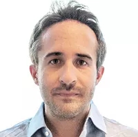 gregg carlstrom economist